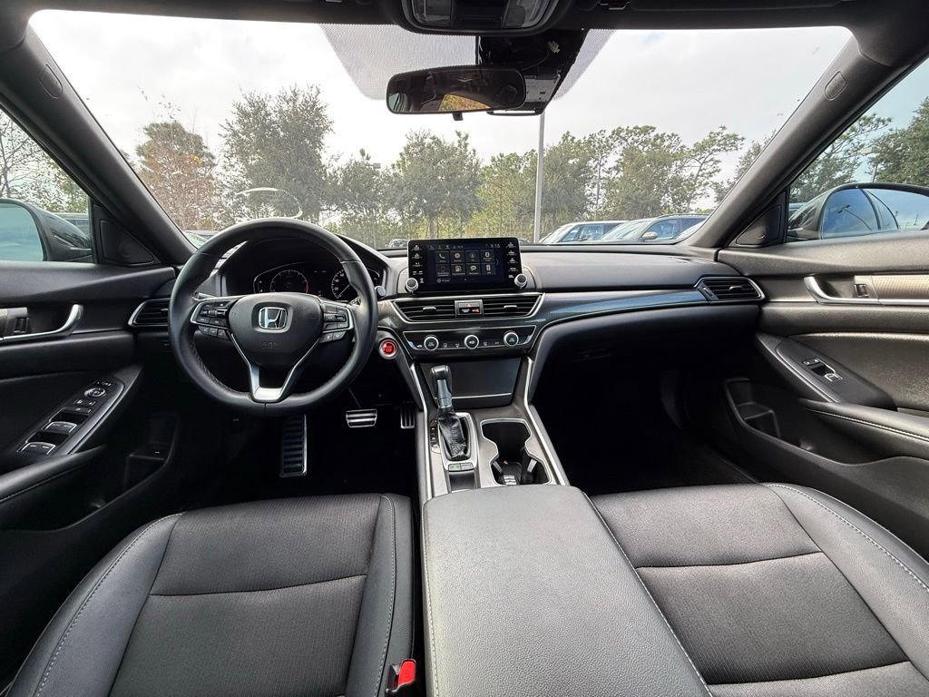 Used 2019 Honda Accord Sport image 17