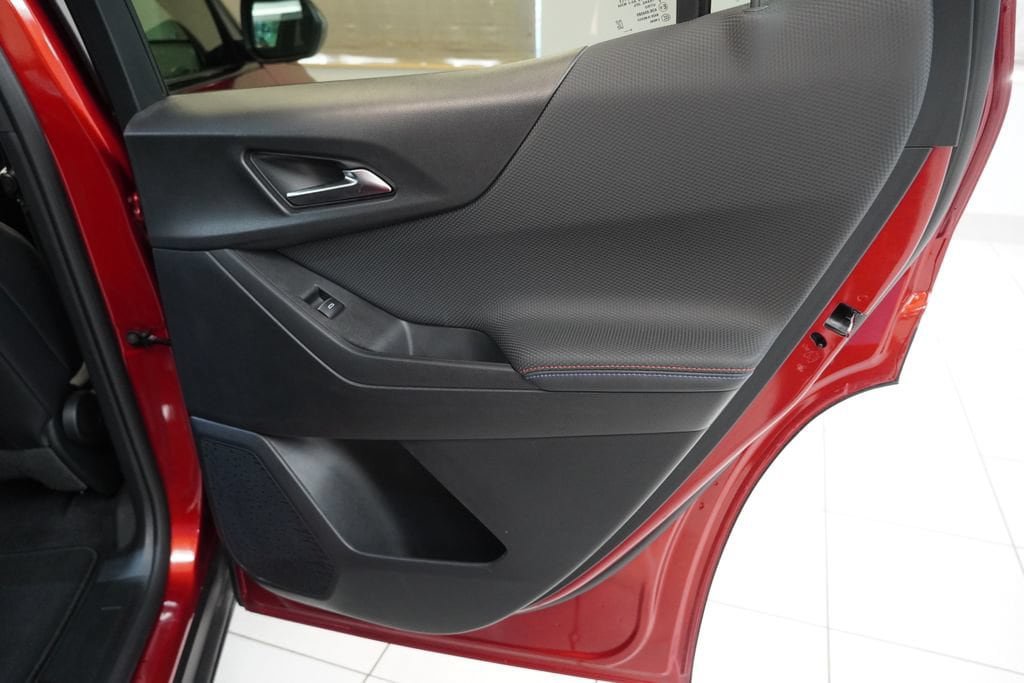 New 2026 Chevrolet Equinox RS w/ LPO, Floor Liner Package AWD/4WD image 33