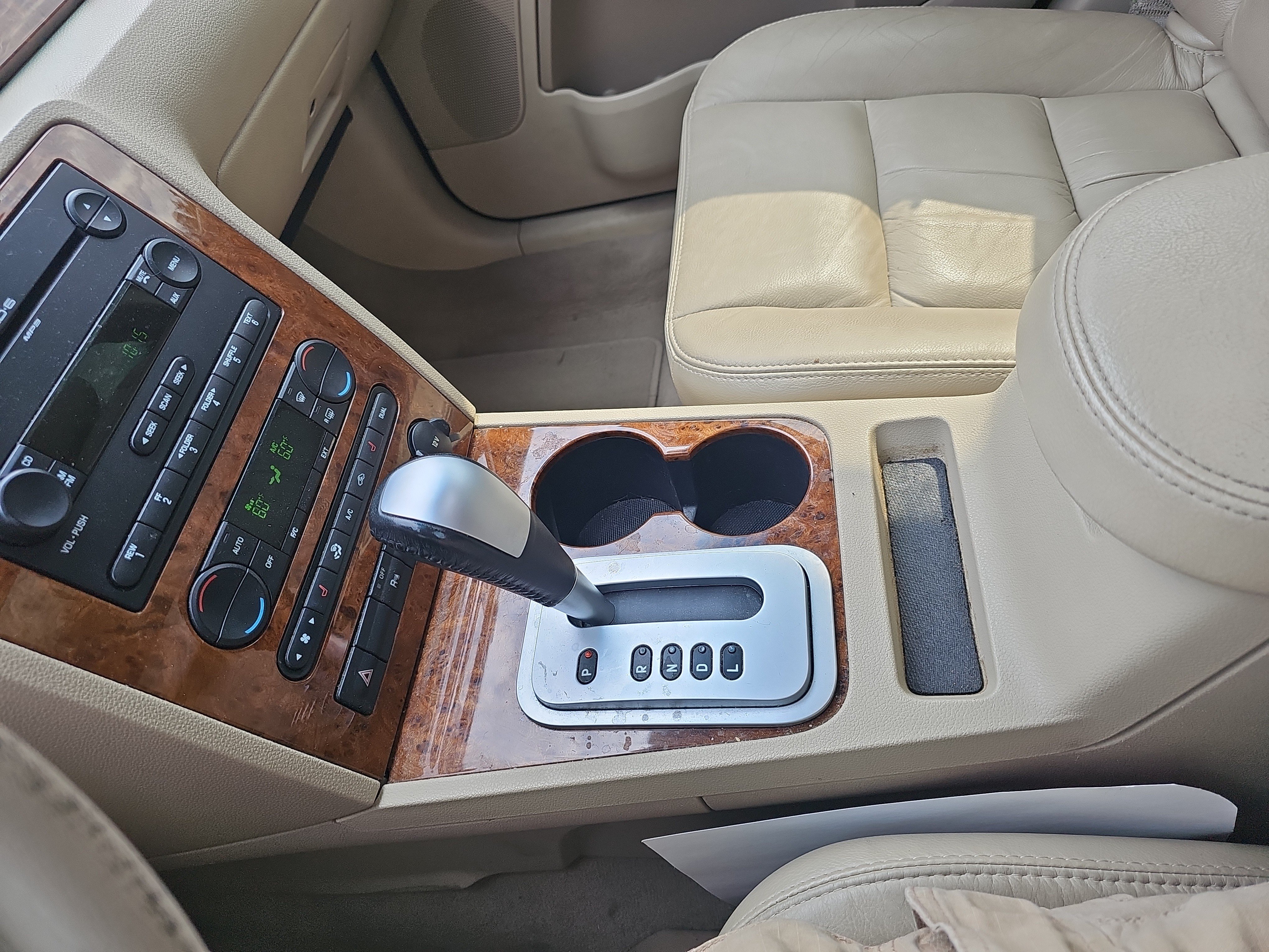 Used 2007 Ford Five Hundred Limited FWD image 28