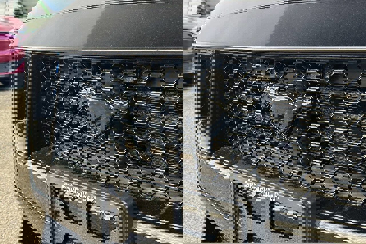 Used 2024 Ford Mustang GT Premium image 9