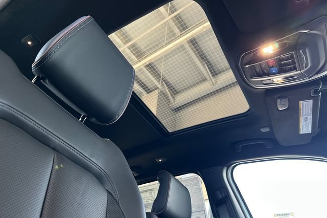 New 2025 Jeep Wagoneer S Launch Edition AWD/4WD image 4