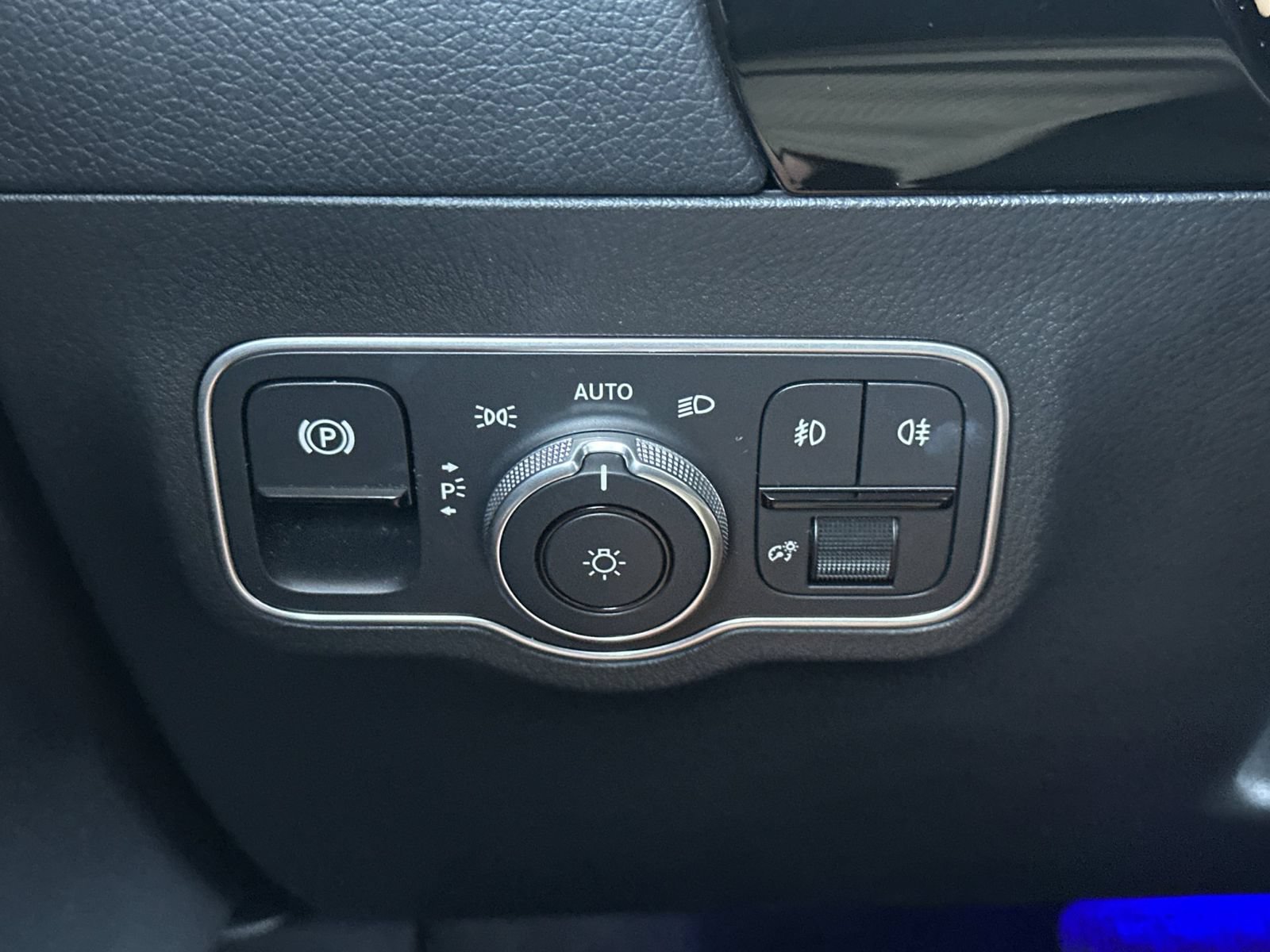 Certified 2026 Mercedes-Benz GLA 250 4MATIC image 32