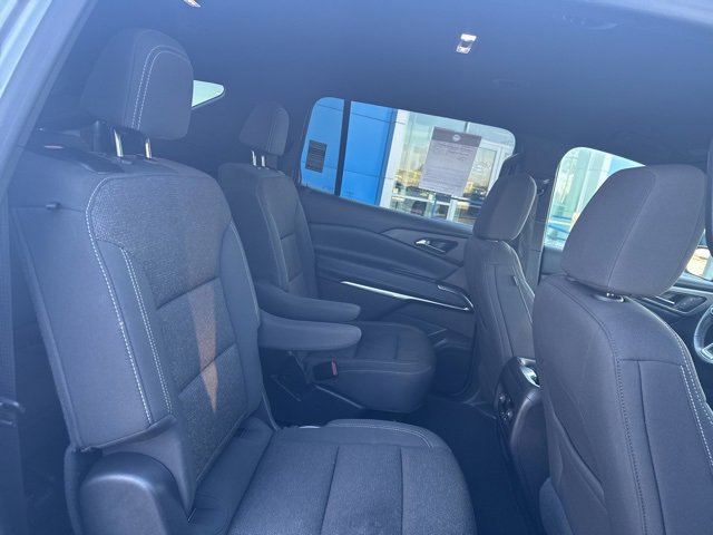 Used 2025 Chevrolet Traverse LT image 14