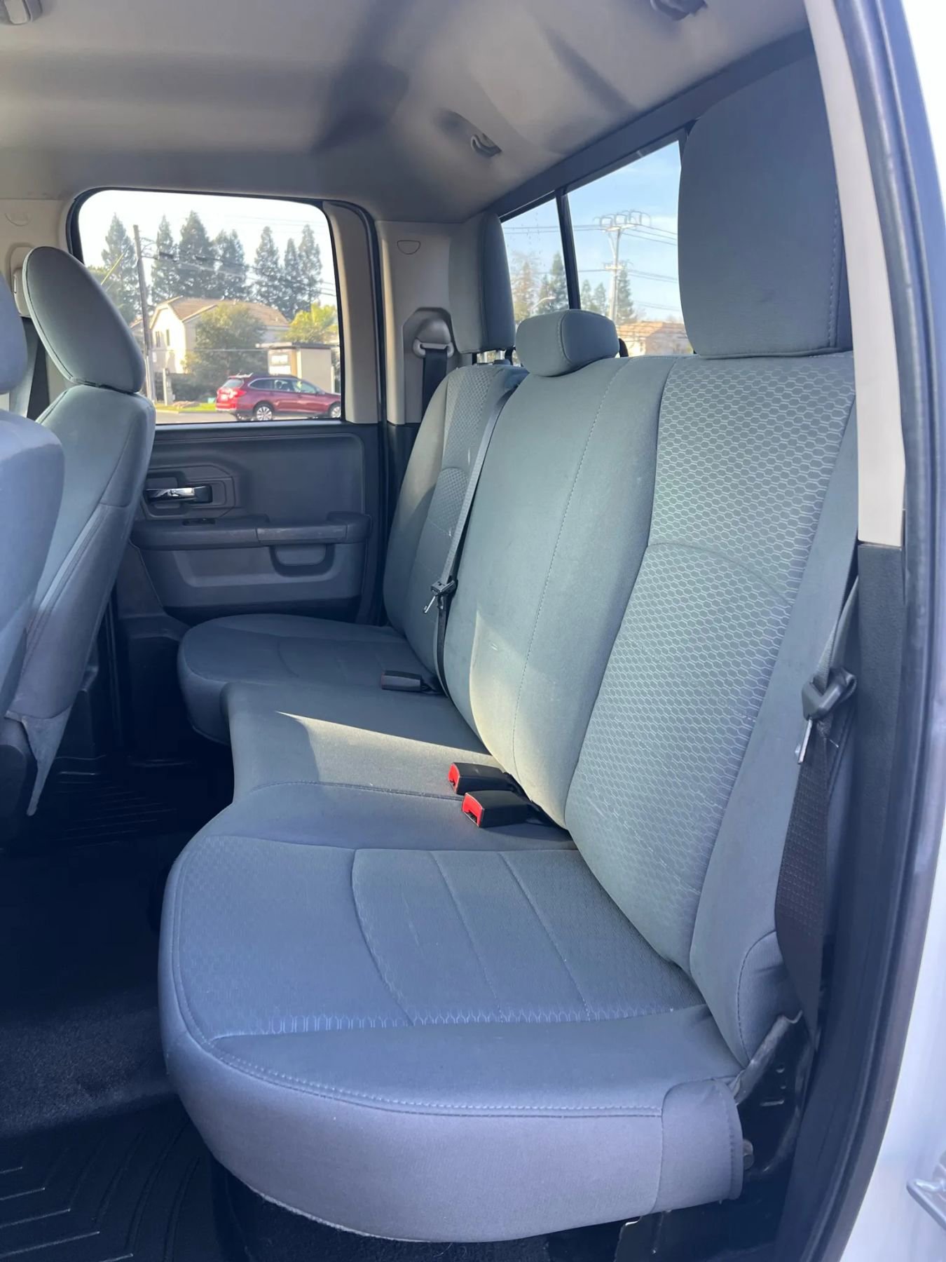 Used 2015 RAM 1500 Classic SLT image 13