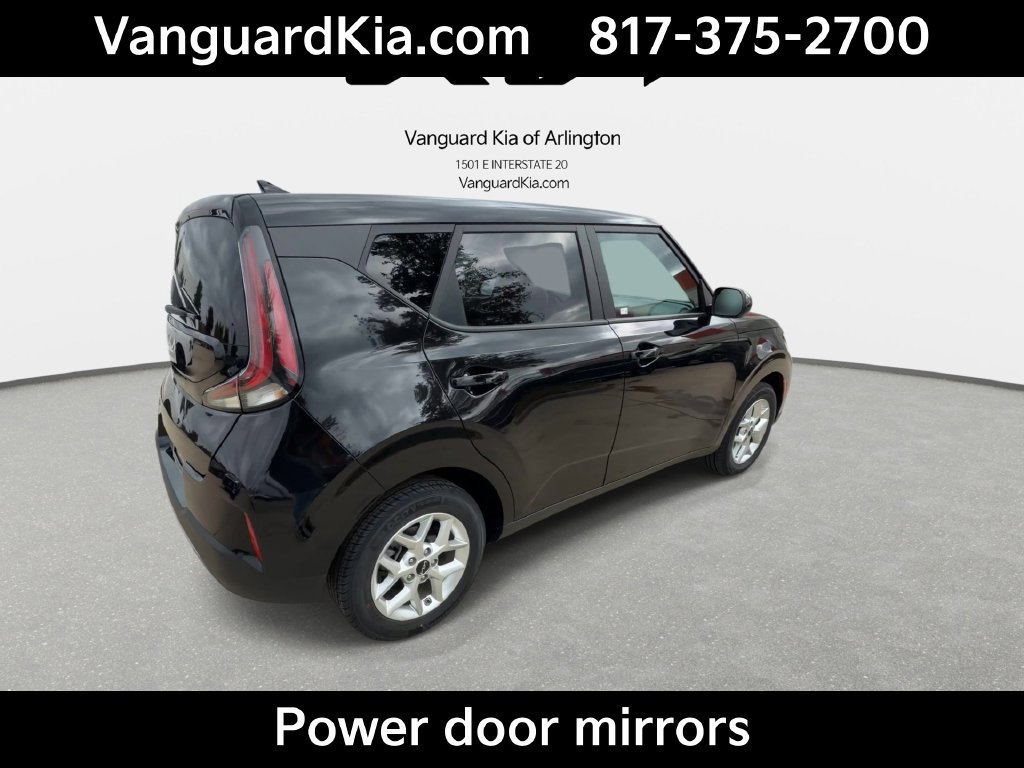 Certified 2025 Kia Soul LX w/ LX Technology Package FWD image 9