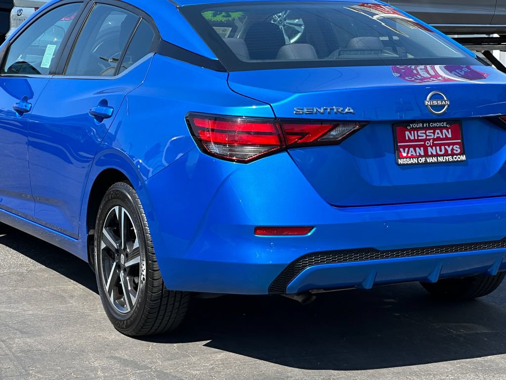 Used 2024 Nissan Sentra SV FWD image 5