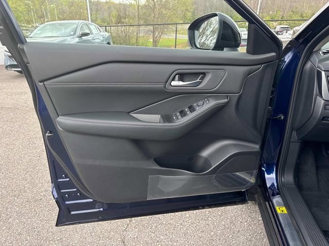 New 2026 Nissan Rogue Dark Armor image 23