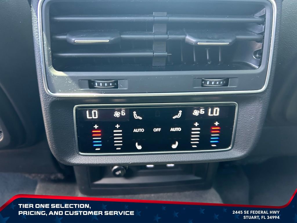 Used 2023 Audi SQ7 Premium Plus w/ Executive Package AWD/4WD image 27
