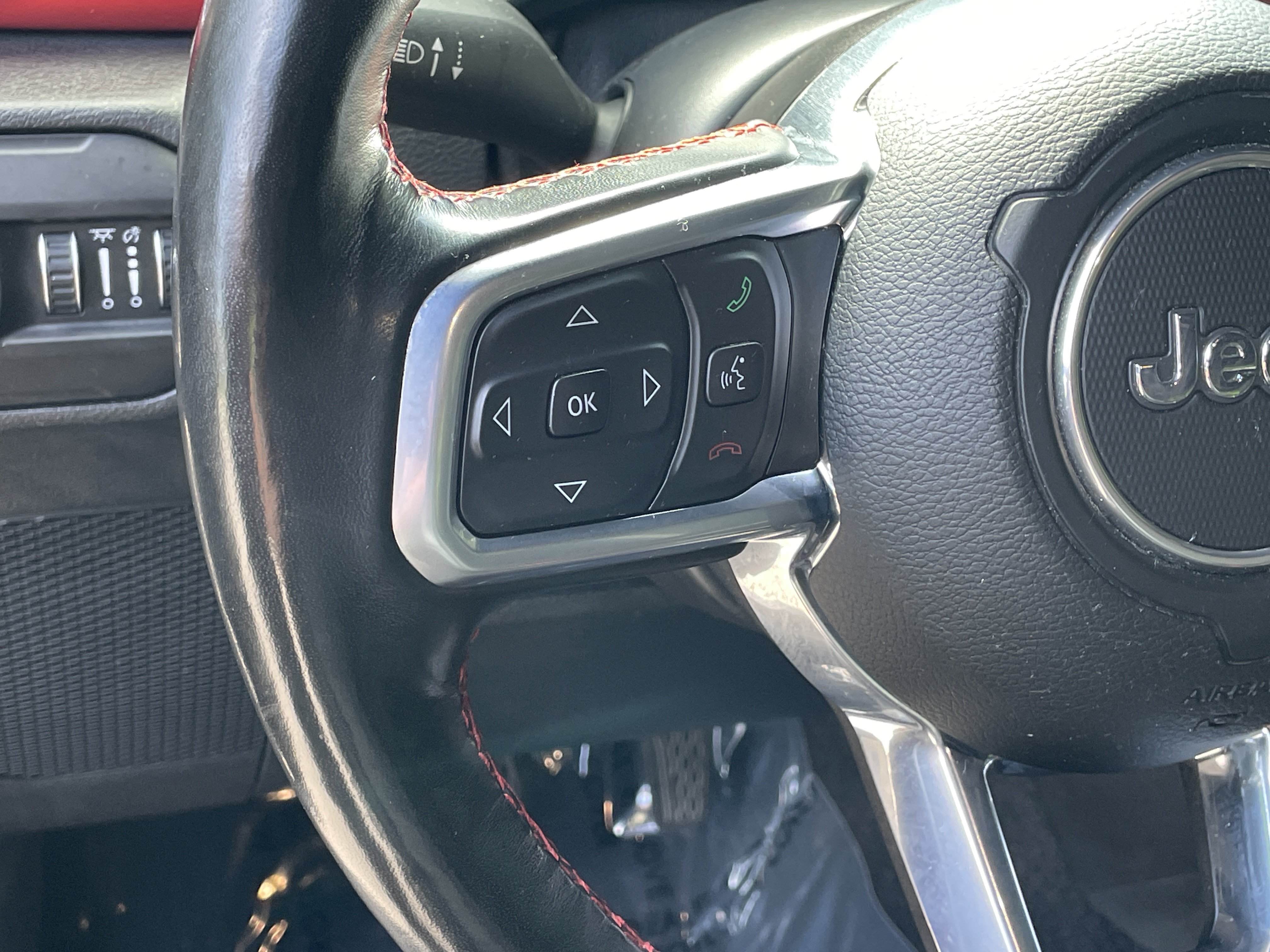Used 2021 Jeep Wrangler Unlimited Rubicon AWD/4WD image 18