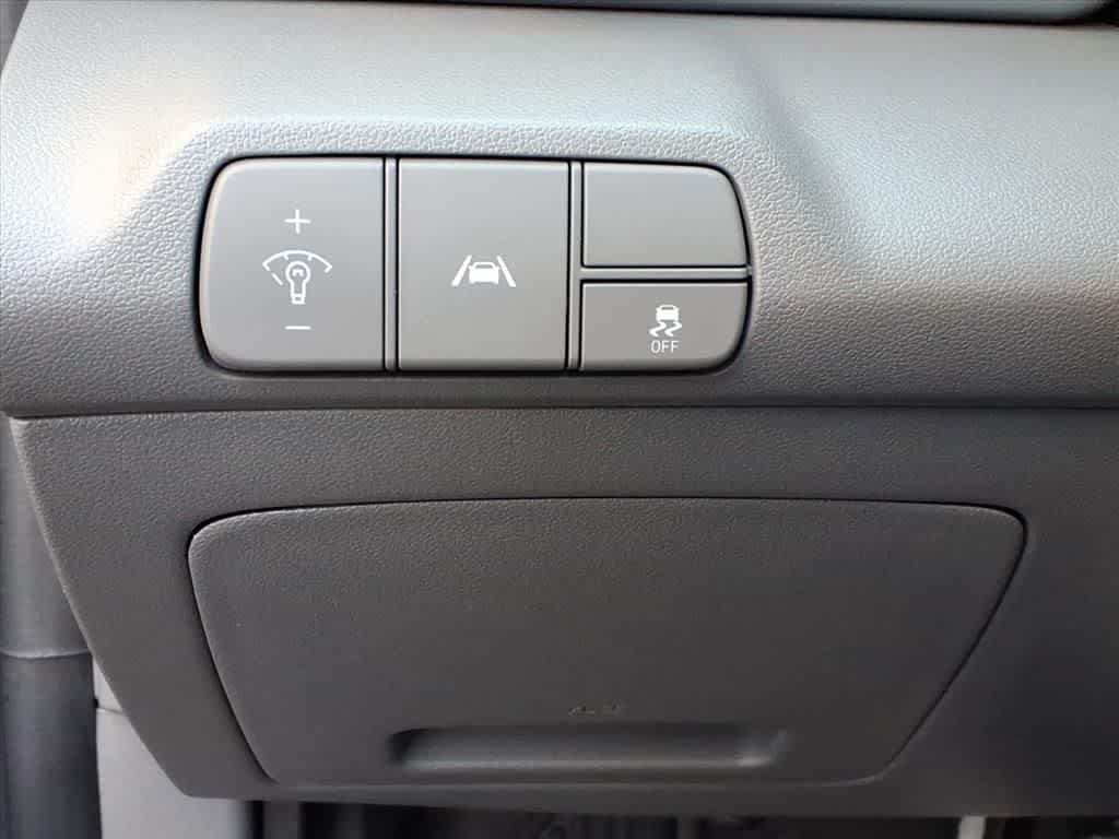 Used 2023 Hyundai Elantra SEL w/ Convenience Package FWD image 15