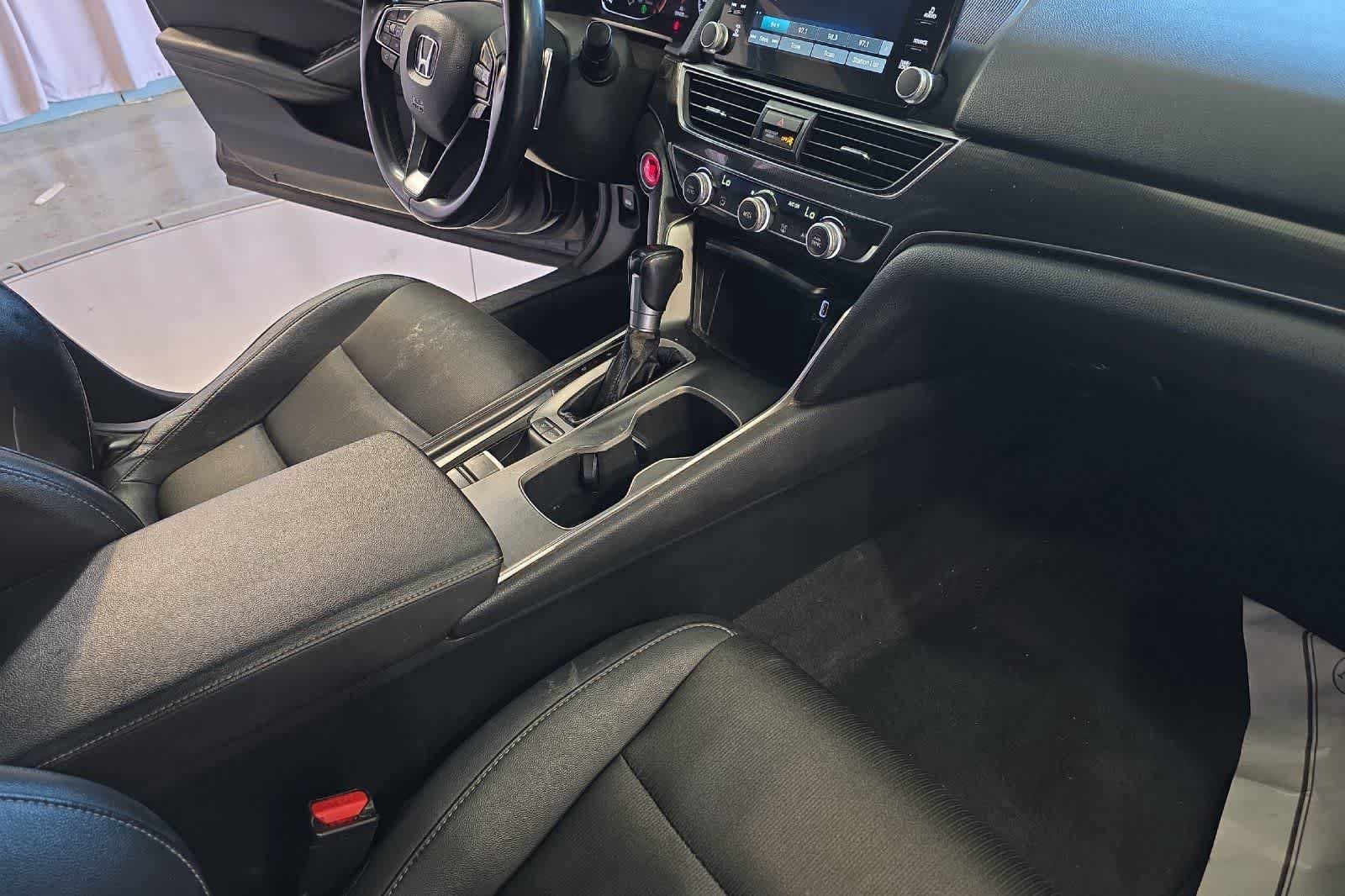 Used 2020 Honda Accord Sport image 17