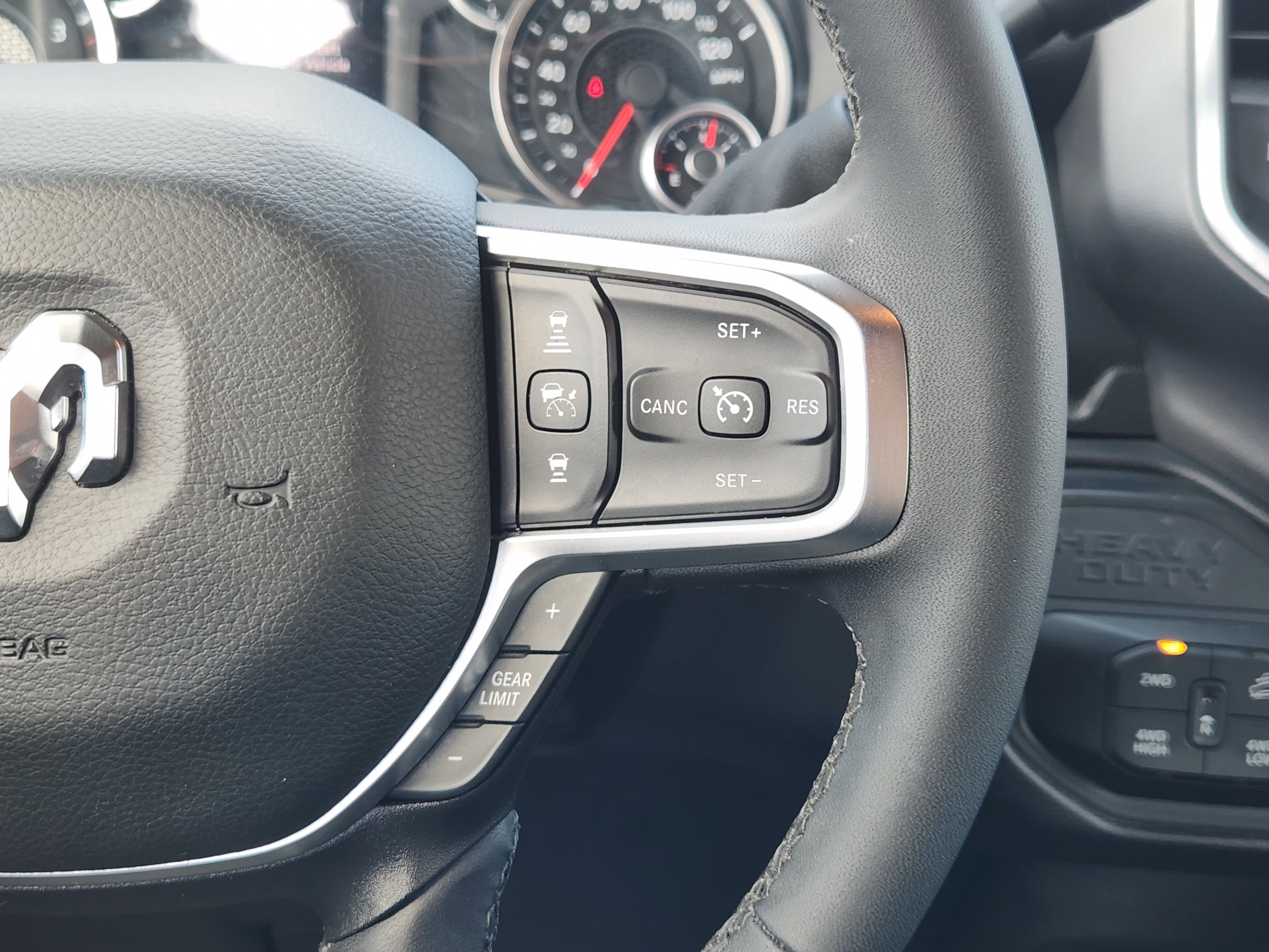 Used 2025 RAM 2500 Big Horn AWD/4WD image 30
