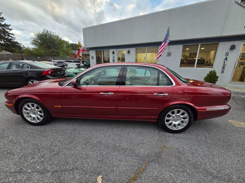 Used 2004 Jaguar XJ8 RWD image 7