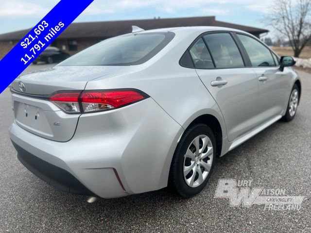 Used 2025 Toyota Corolla LE image 6