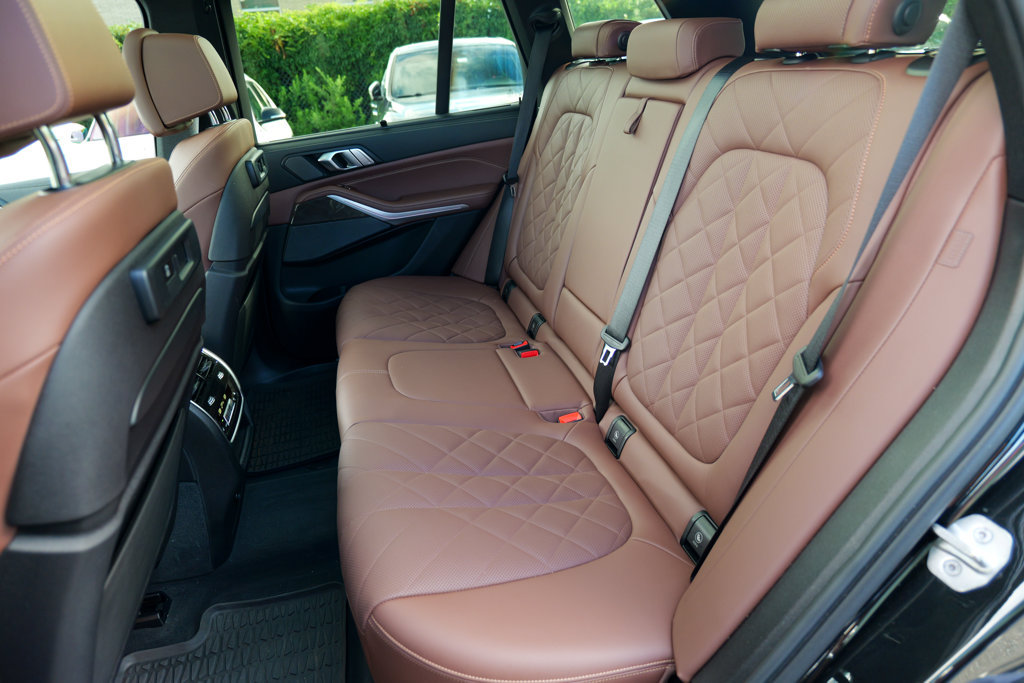 Used 2023 BMW X5 M50i w/ Executive Package AWD/4WD image 29