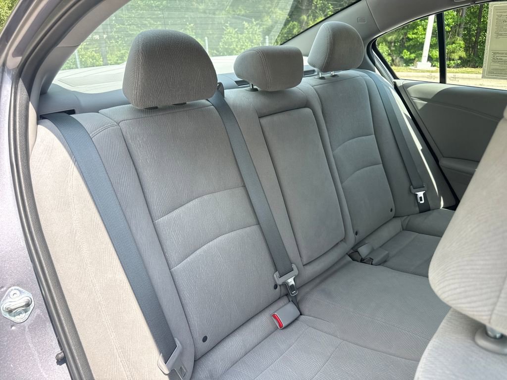 Used 2015 Honda Accord EX image 33