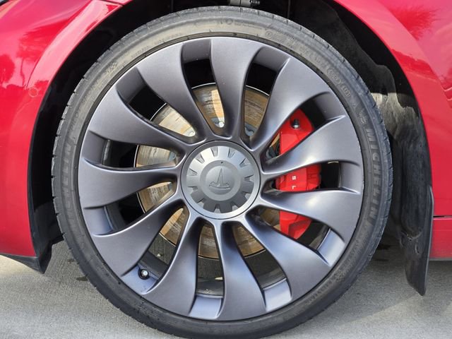 Used 2021 Tesla Model 3 Performance image 11