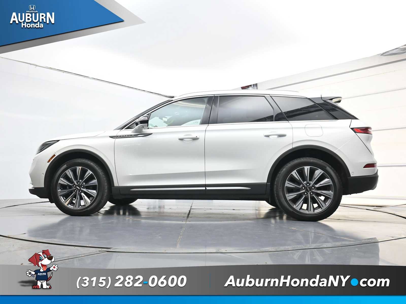 Used 2020 Lincoln Corsair Reserve w/ Equipment Group 201A AWD/4WD image 21