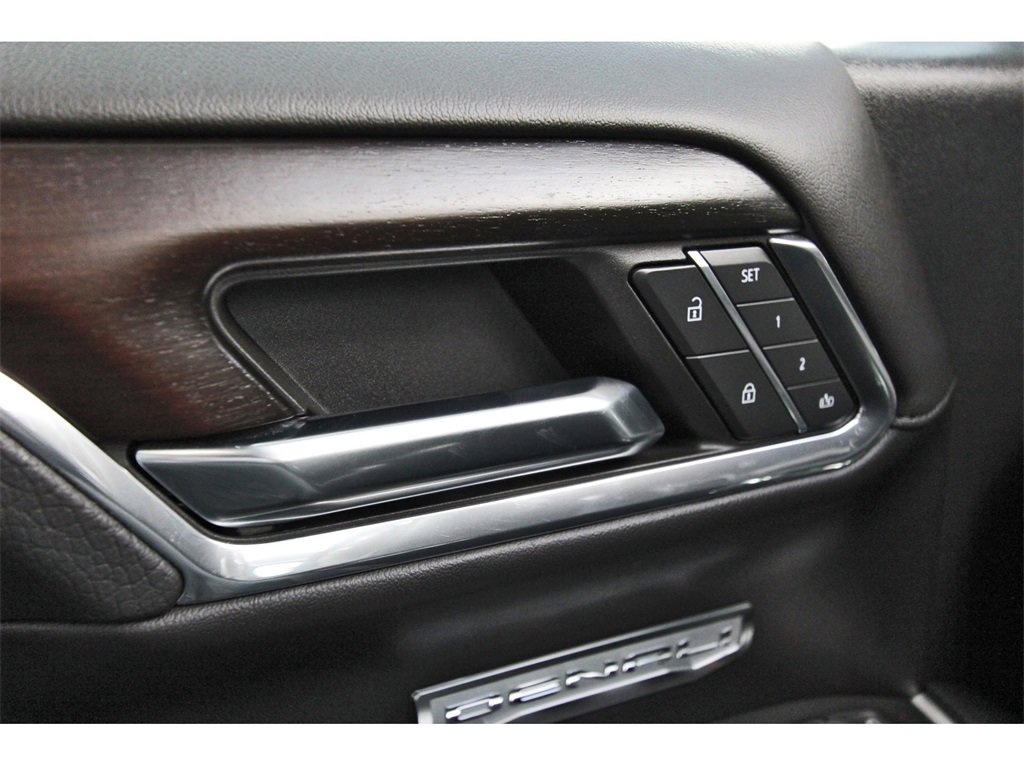 Used 2024 GMC Sierra 1500 Denali w/ Denali Reserve Package image 18