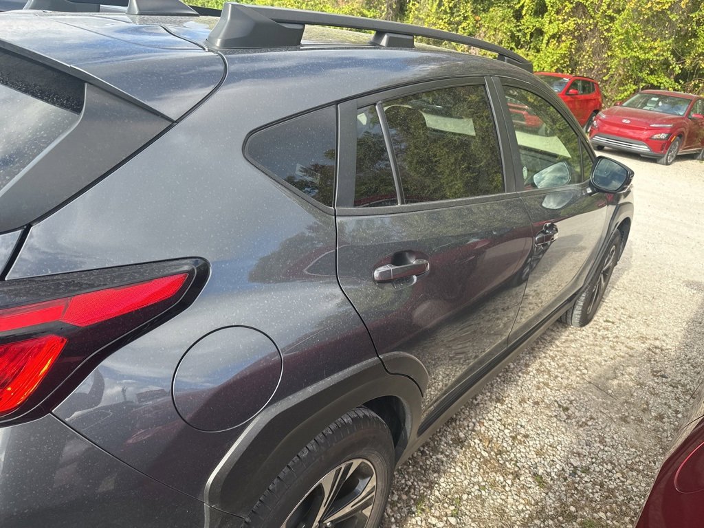 Used 2024 Subaru Crosstrek 2.0i Premium image 4