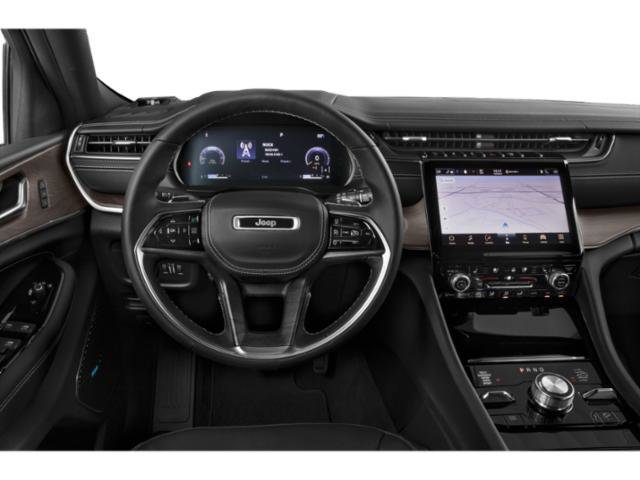 Used 2021 Jeep Grand Cherokee L Overland w/ Luxury Tech Group IV AWD/4WD image 10