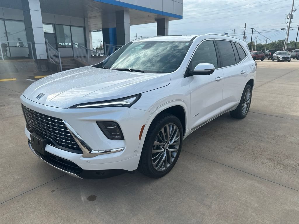 Used 2025 Buick Enclave Avenir AWD/4WD image 26