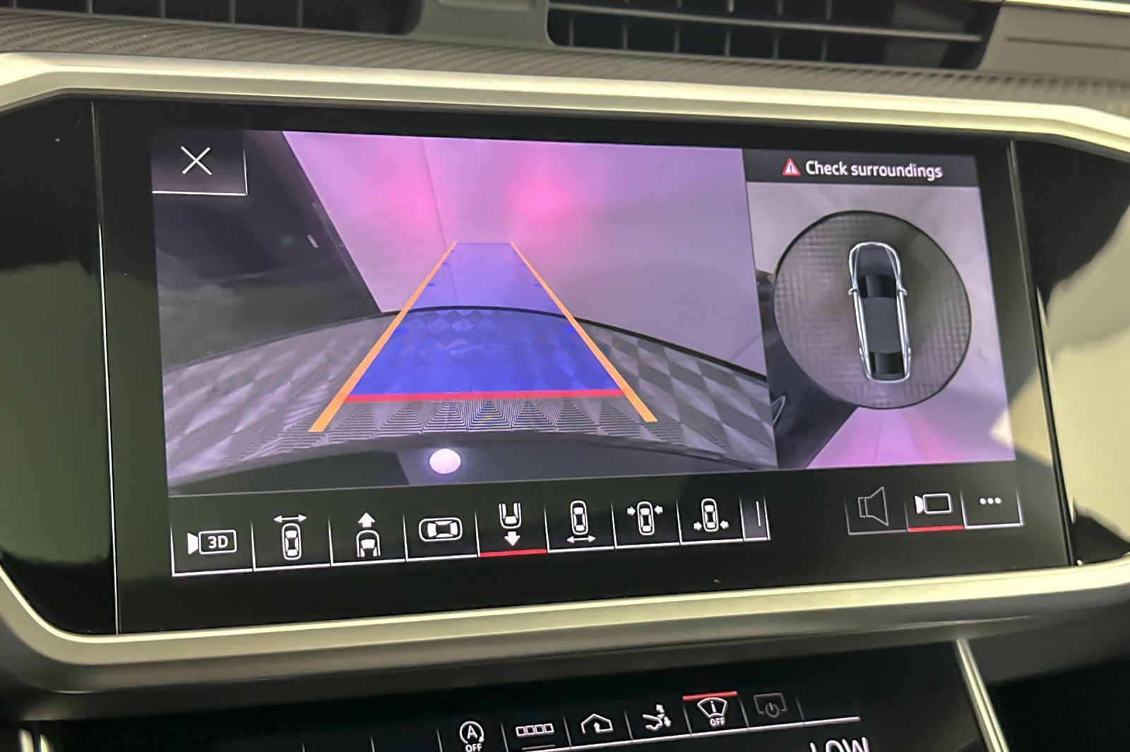 Used 2022 Audi RS 7 Sportback w/ RS 7 Executive Package image 18