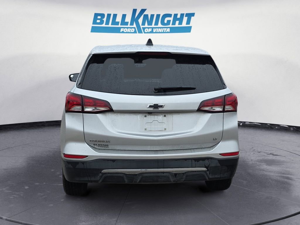 Used 2022 Chevrolet Equinox LT w/ LPO, Floor Liner Package image 4