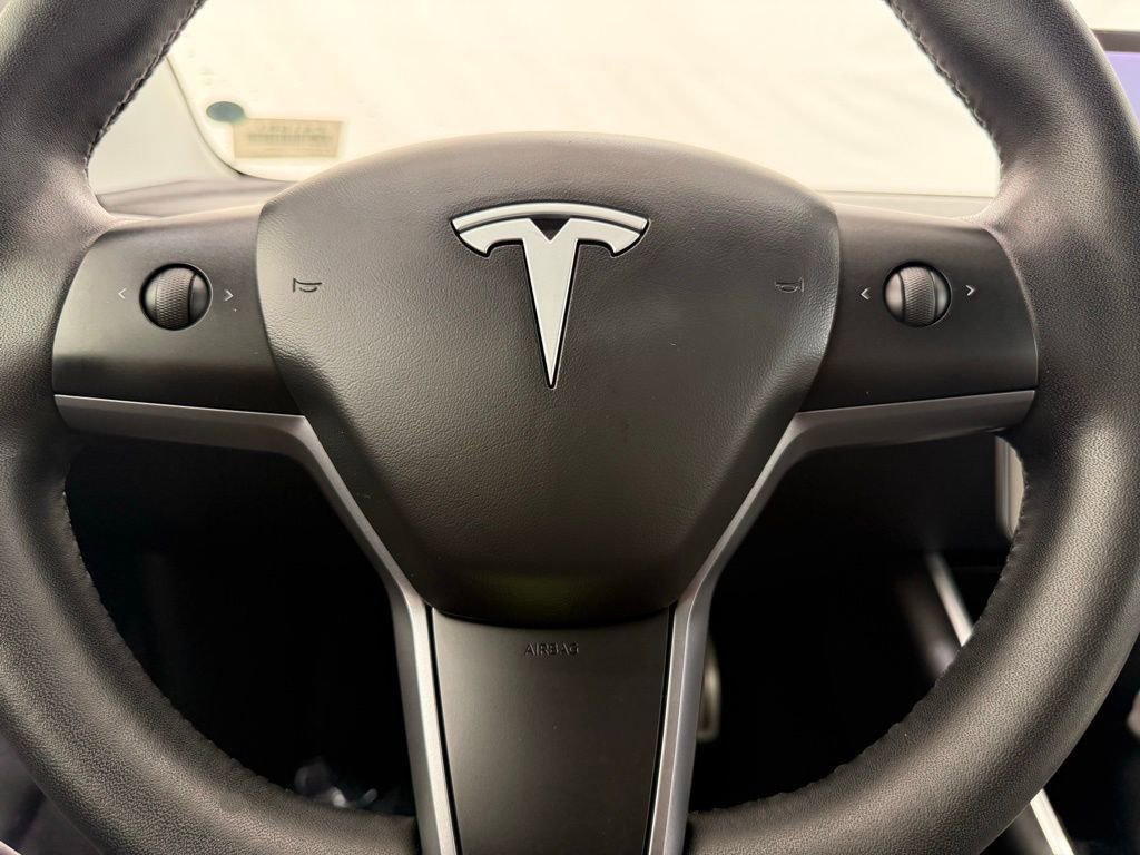 Used 2020 Tesla Model 3 Performance image 35