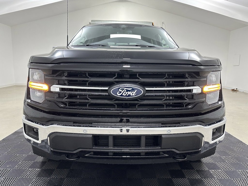 New 2025 Ford F150 XLT w/ Equipment Group 302A MID image 2