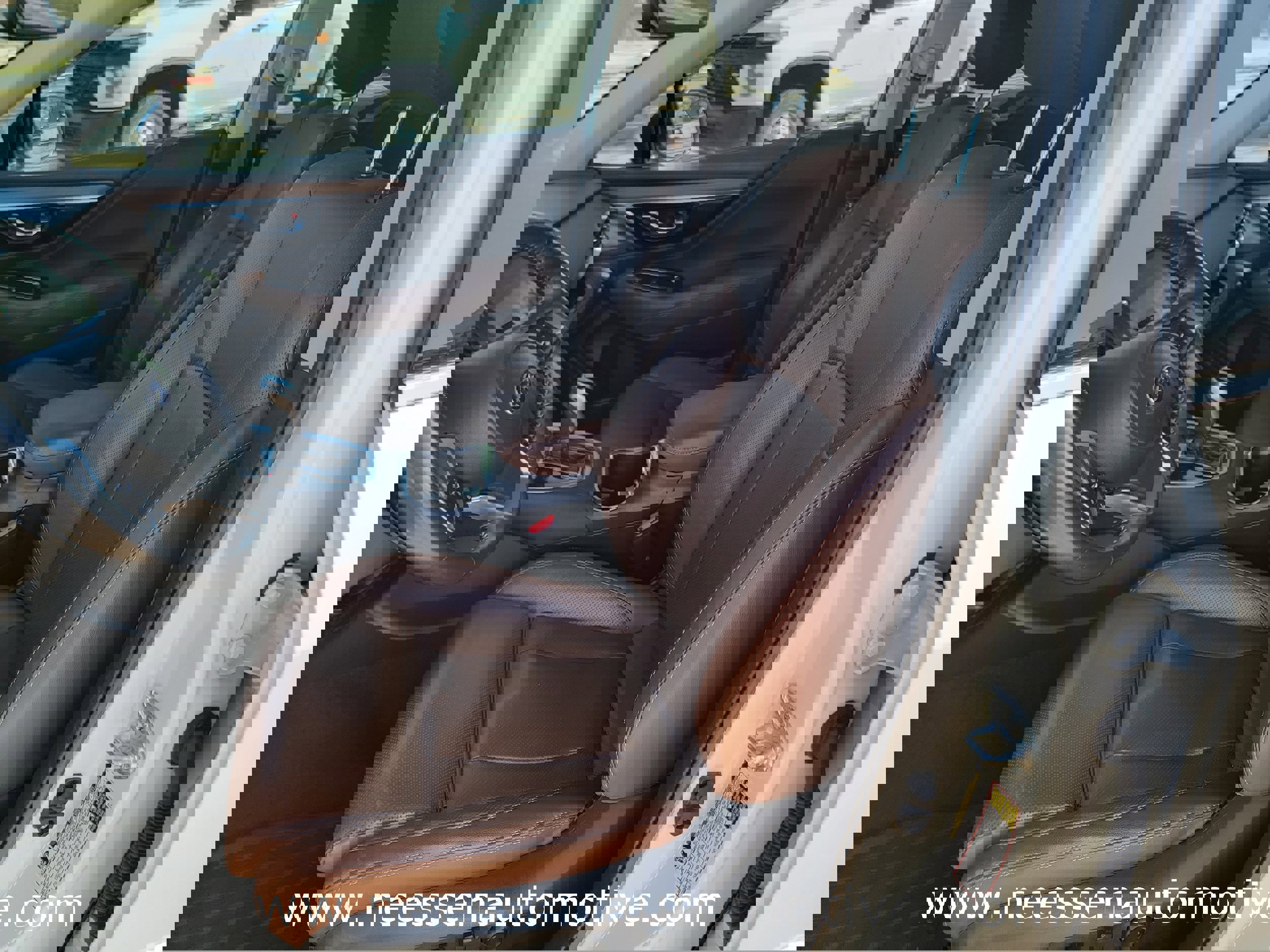 Used 2021 Subaru Outback Touring w/ Popular Package #2 image 16