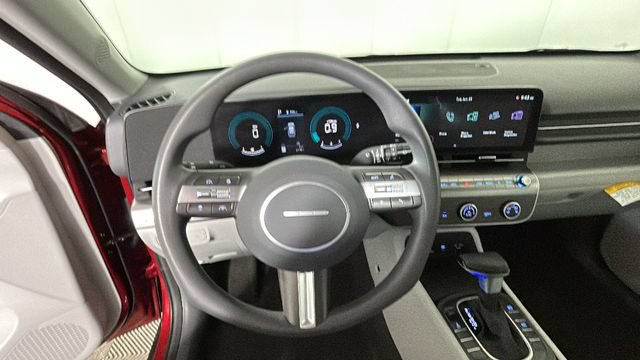 Used 2026 Hyundai Kona SE AWD/4WD image 14