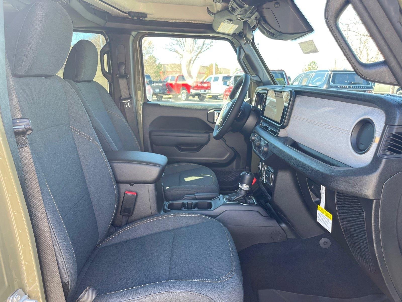 New 2026 Jeep Gladiator Sport AWD/4WD image 27