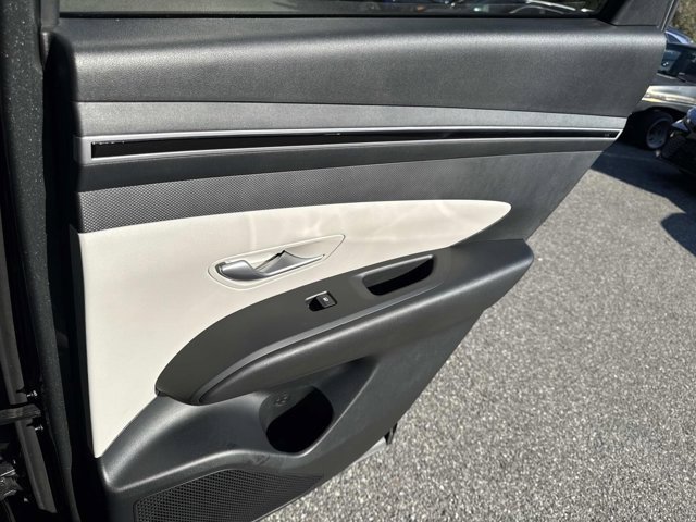 Used 2022 Hyundai Tucson SEL image 19