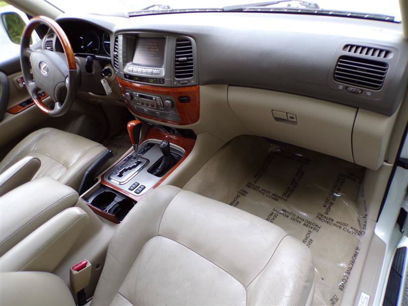 Used 2003 Lexus LX 470 4WD image 19