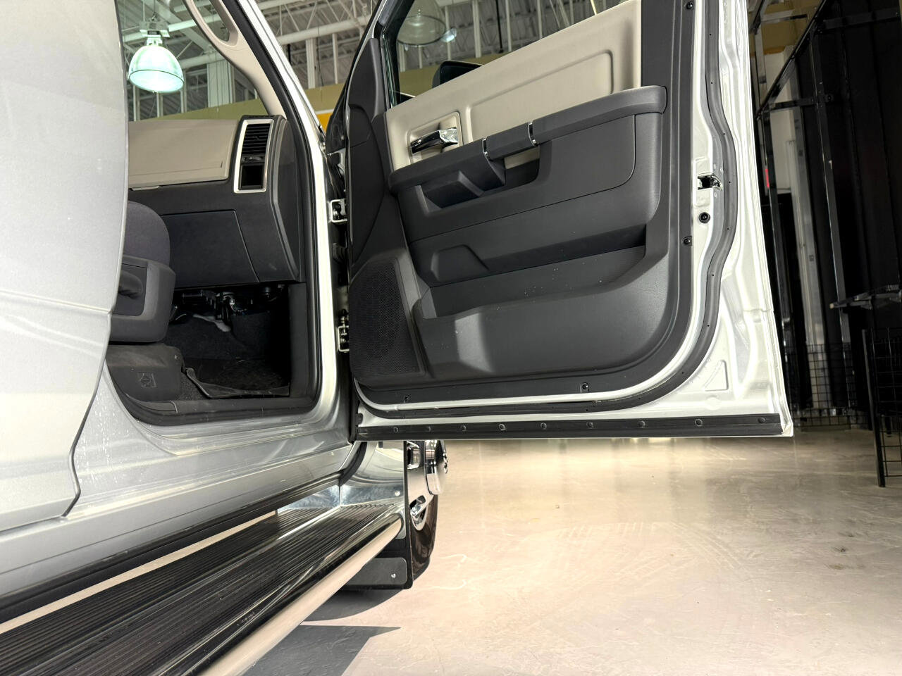 Used 2012 RAM 3500 Big Horn image 33