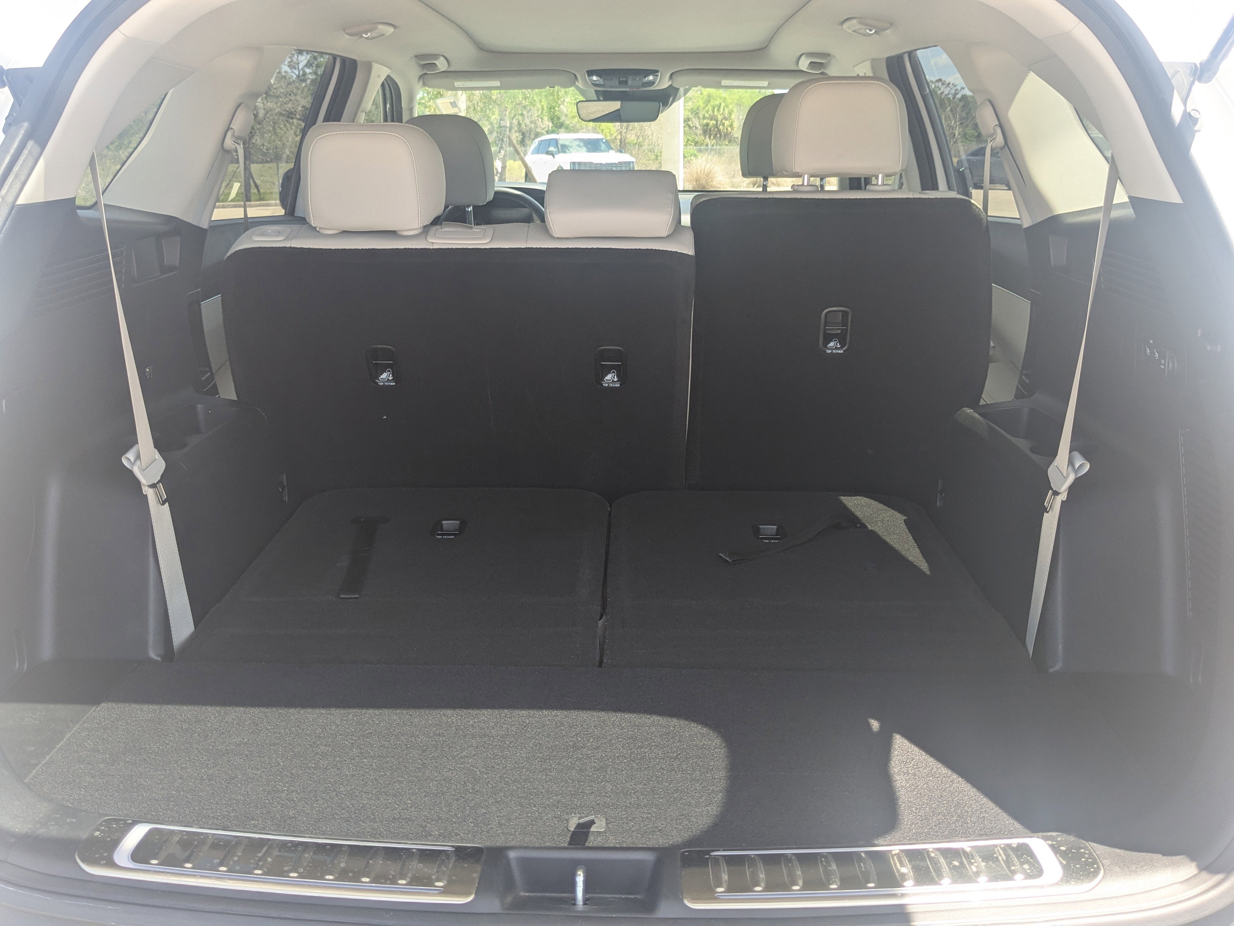 Certified 2023 Kia Sorento S w/ Panoramic Sunroof Package image 14