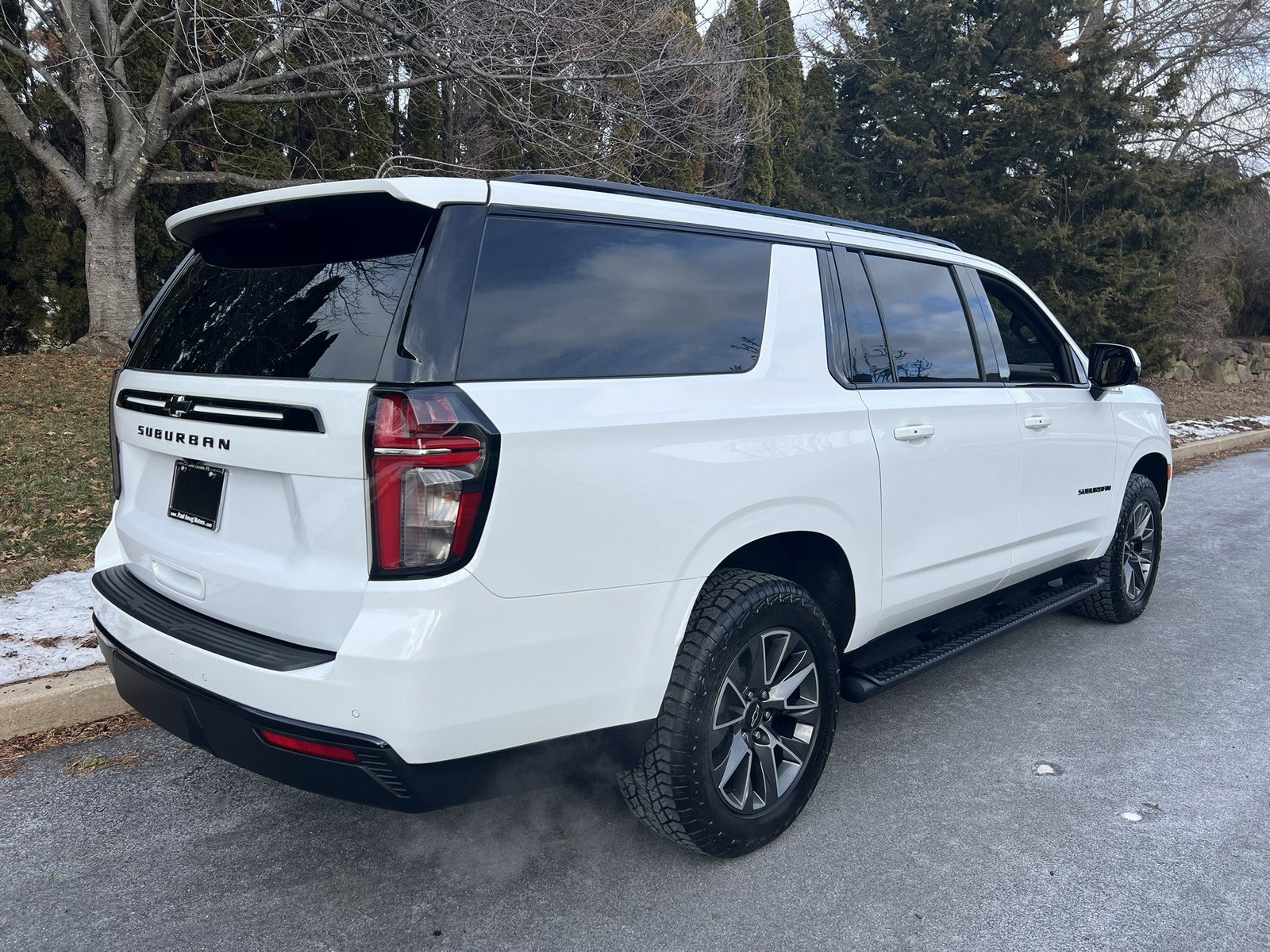 Used 2023 Chevrolet Suburban Z71 w/ Luxury Package image 49
