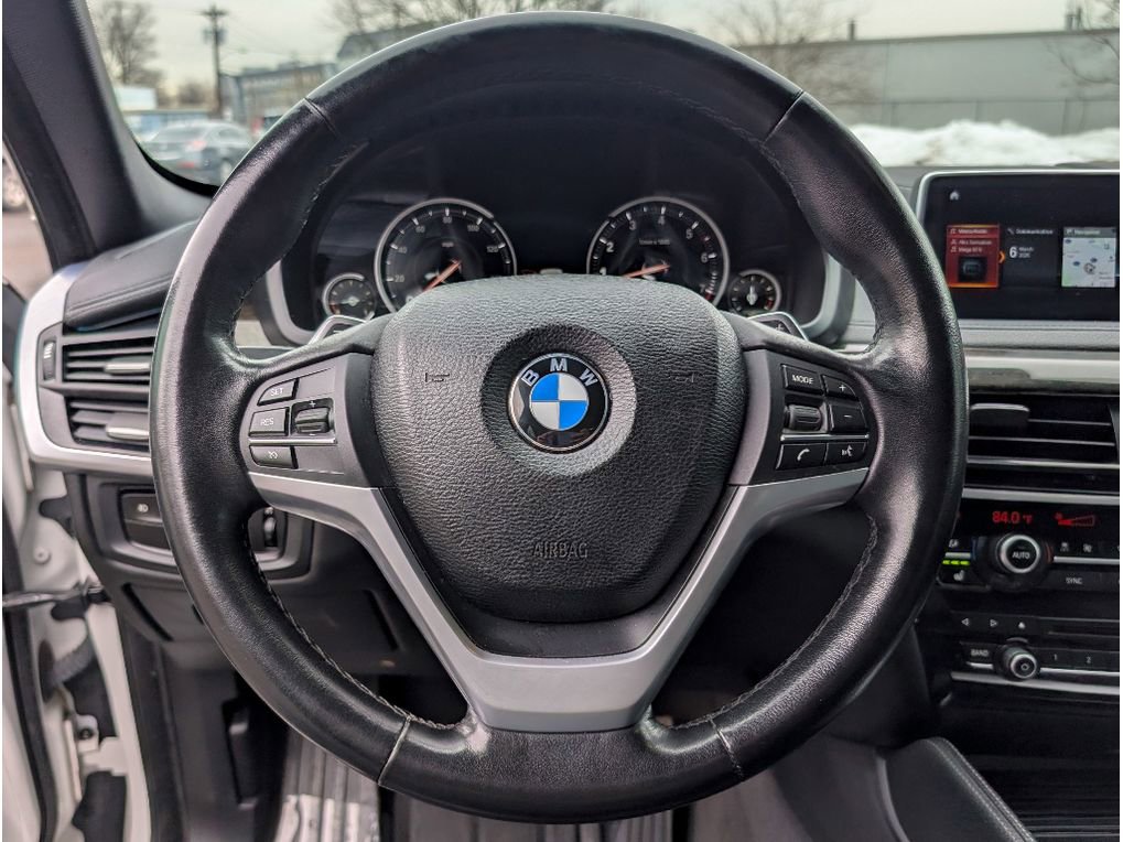 Used 2019 BMW X6 xDrive35i w/ Premium Package image 16