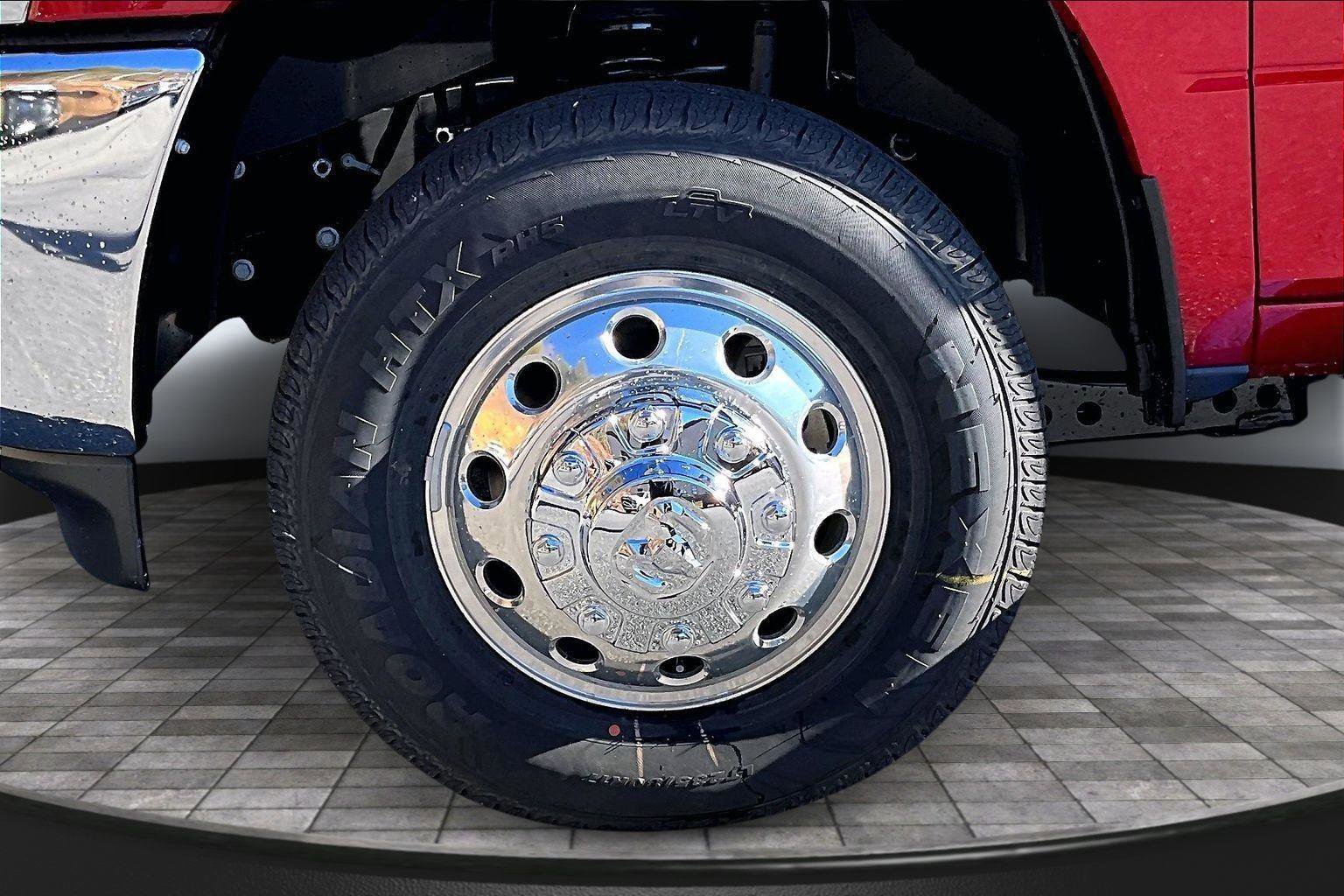 New 2026 RAM 3500 Laramie w/ Towing Technology Group AWD/4WD image 12