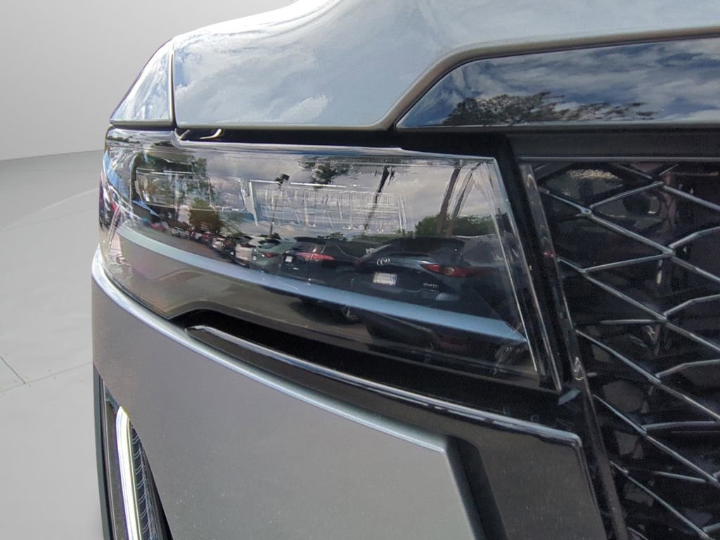 Used 2024 Cadillac Escalade Sport Platinum w/ LPO, ONYX Package AWD/4WD image 28