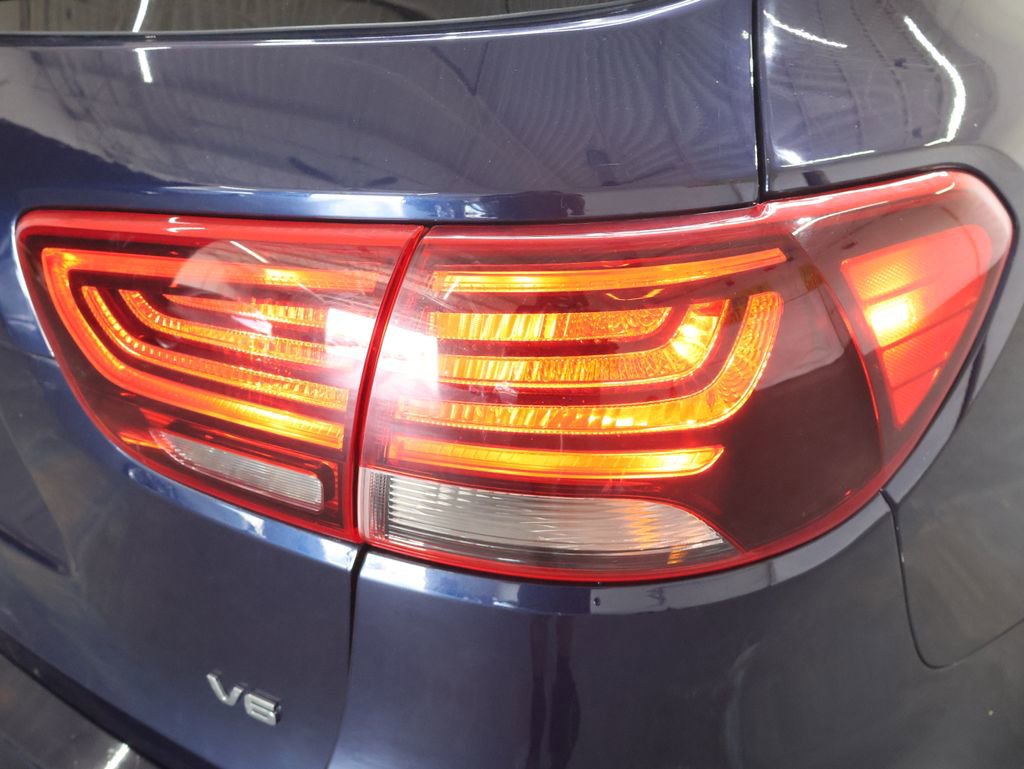 Used 2020 Kia Sorento S FWD image 33
