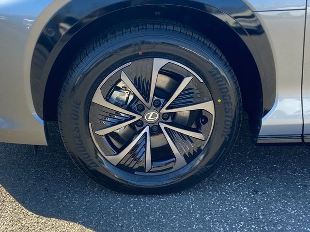 New 2026 Lexus RZ 450e AWD image 8