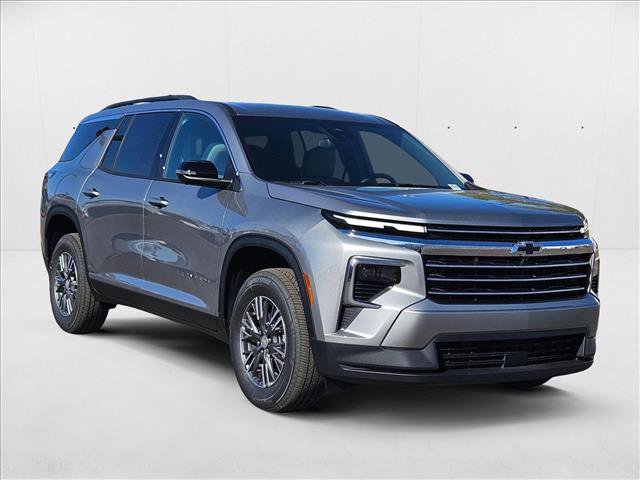 New 2025 Chevrolet Traverse LT w/ Driver Confidence Package image 7