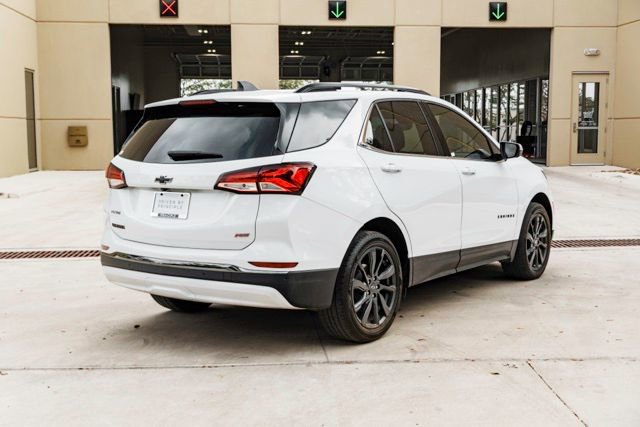 Used 2023 Chevrolet Equinox RS image 7