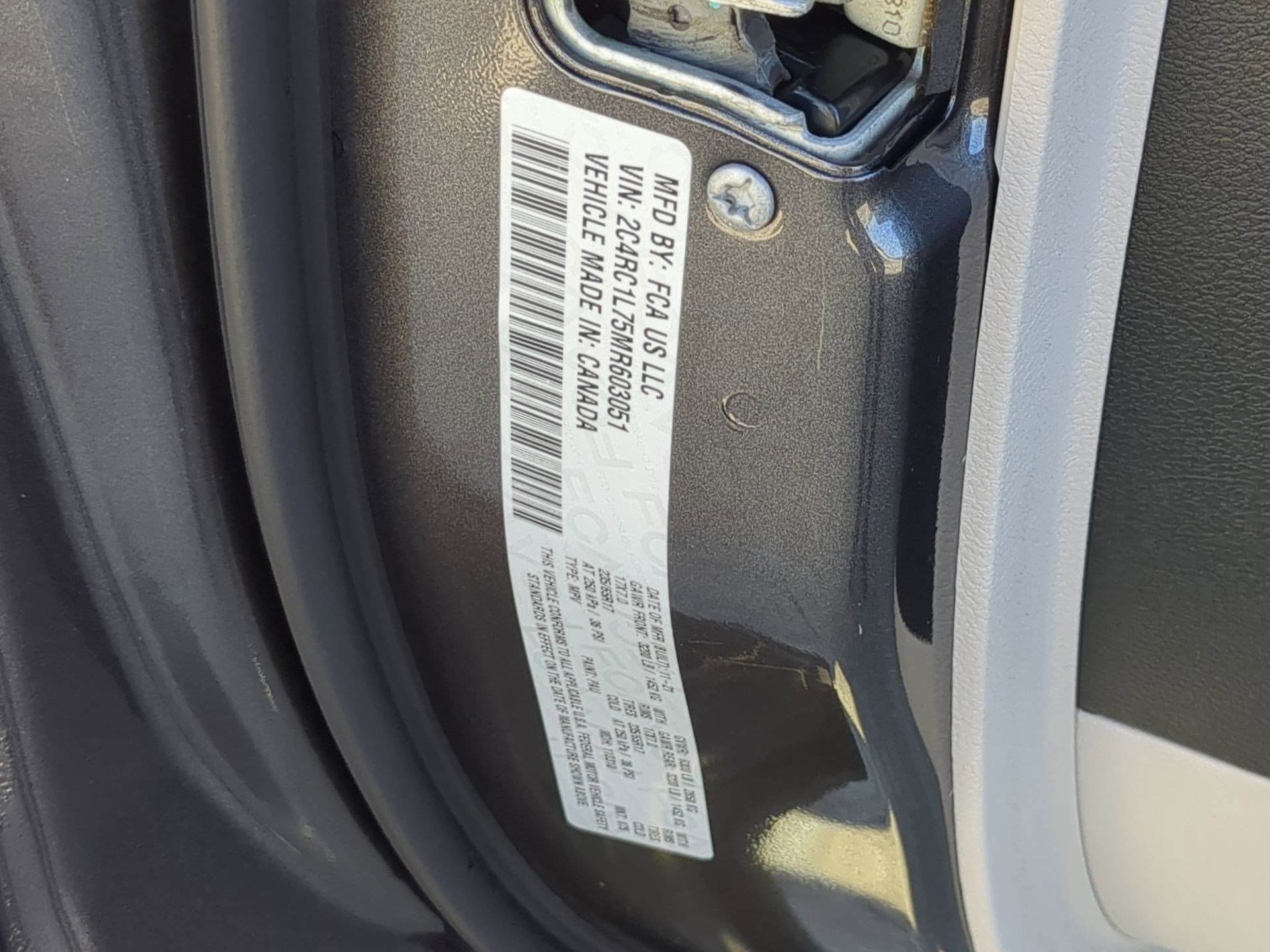 Used 2021 Chrysler Pacifica Touring-L image 34