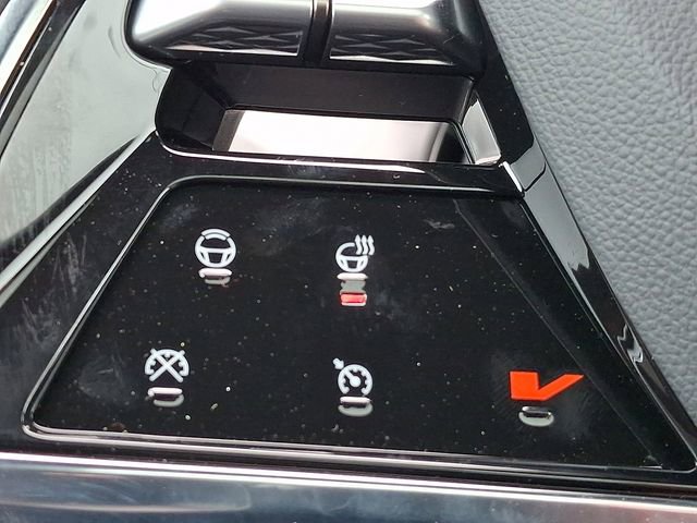 New 2026 Cadillac Vistiq Luxury AWD/4WD image 14