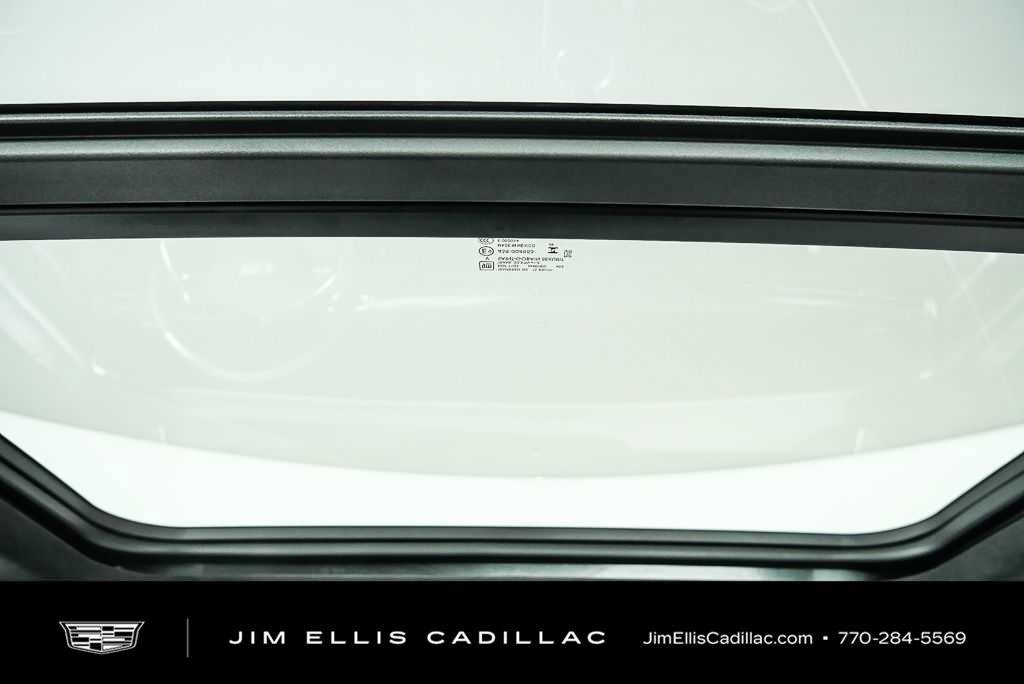 Used 2026 Cadillac Escalade ESV Platinum Sport w/ LPO, ONYX Package AWD/4WD image 22