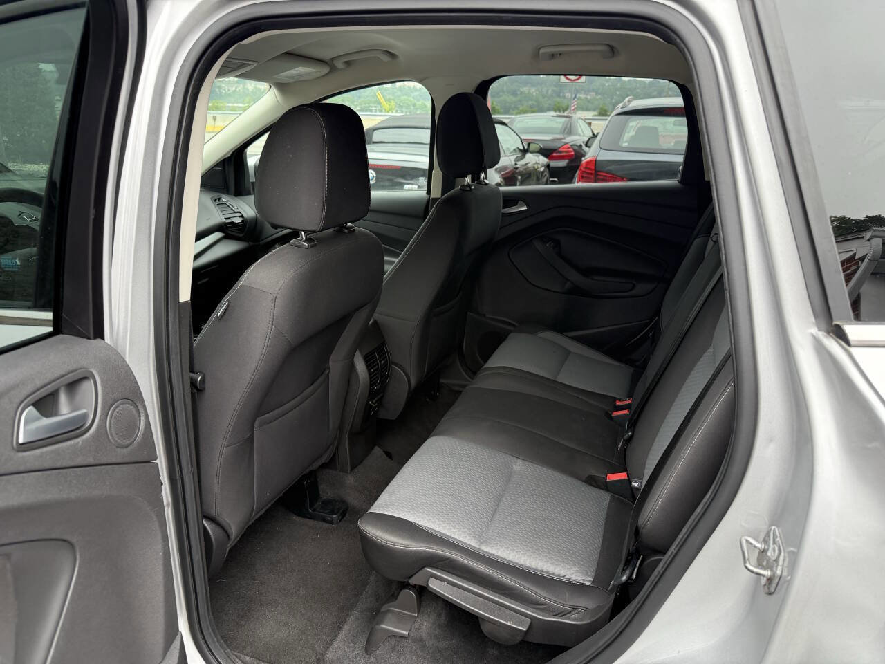 Used 2017 Ford Escape SE w/ Equipment Group 201A image 13