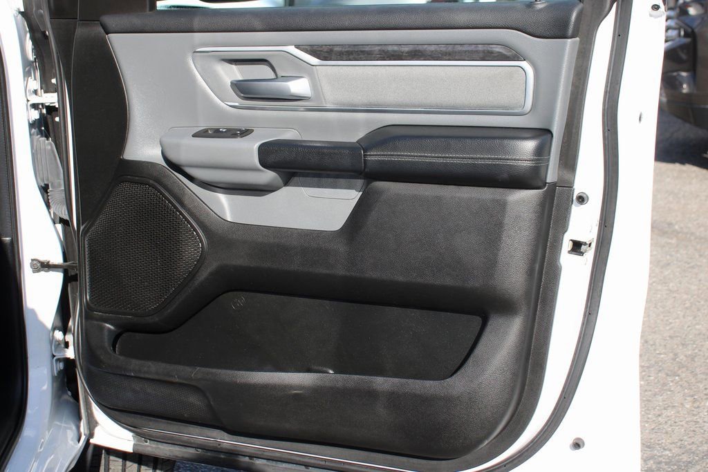 Used 2022 RAM 1500 Big Horn AWD/4WD image 38